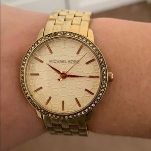 Michael Kors watch for small wrist!!